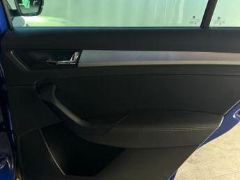 Skoda Kodiaq 2.0 TDI SE DSG 4WD Euro 6 (s/s) 5dr (7 Seat)