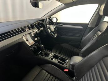 Volkswagen Passat 1.5 TSI EVO SEL DSG Euro 6 (s/s) 4dr