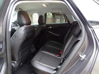 Vauxhall Grandland X 1.2 Turbo SRi Nav Auto Euro 6 (s/s) 5dr