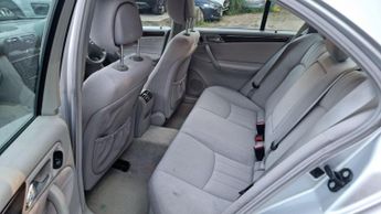 Mercedes-Benz C Class 2.1 C200 CDI Elegance SE 4dr