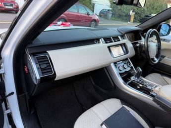 Land Rover Range Rover Sport 3.0 SD V6 Autobiography Dynamic Auto 4WD Euro 5 (s/s) 5dr