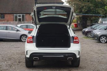 Mercedes-Benz GLA 2.1 GLA200d AMG Line (Executive) 7G-DCT 4MATIC Euro 6 (s/s) 5dr