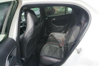 Mercedes-Benz GLA 2.1 GLA200d AMG Line (Executive) 7G-DCT 4MATIC Euro 6 (s/s) 5dr