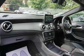 Mercedes-Benz GLA 2.1 GLA200d AMG Line (Executive) 7G-DCT 4MATIC Euro 6 (s/s) 5dr