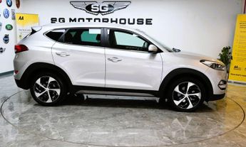 HYUNDAI TUCSON 2.0 CRDi Premium SUV 5dr Diesel Auto 4WD Euro 6 (136 ps) +FREE 6