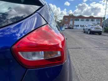 Ford Focus 1.6 Titanium Powershift Euro 6 5dr
