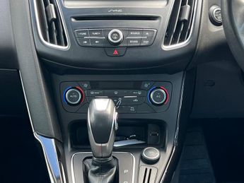 Ford Focus 1.6 Titanium Powershift Euro 6 5dr