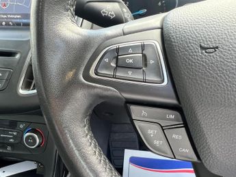 Ford Focus 1.6 Titanium Powershift Euro 6 5dr