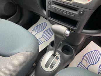 Toyota Yaris 1.3 VVT-i T Spirit 5dr