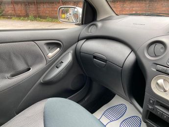 Toyota Yaris 1.3 VVT-i T Spirit 5dr
