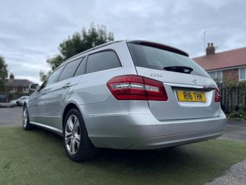 Mercedes-Benz E Class 2.1 E220 CDI BlueEfficiency Avantgarde Tiptronic Euro 5 5dr