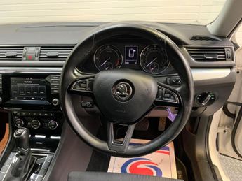 Skoda Superb 2.0 TDI SE DSG Auto 6Spd Euro 6 (s/s) 5dr