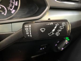 Skoda Superb 2.0 TDI SE DSG Auto 6Spd Euro 6 (s/s) 5dr
