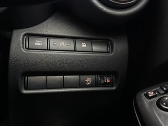Nissan Juke 1.0 DIG-T Tekna DCT Auto Euro 6 (s/s) 5dr