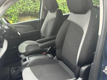 Citroen Grand C4 Picasso 2.0 BlueHDi Exclusive EAT6 Euro 6 (s/s) 5dr