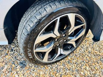 Ford EcoSport 1.0T EcoBoost ST-Line Auto Euro 6 (s/s) 5dr