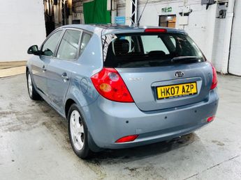 Kia Ceed 1.6 SR Special Edition 5dr
