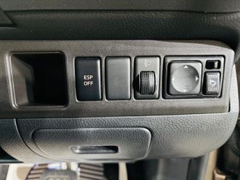 Nissan Note 1.6 16V Tekna Auto Euro 4 5dr