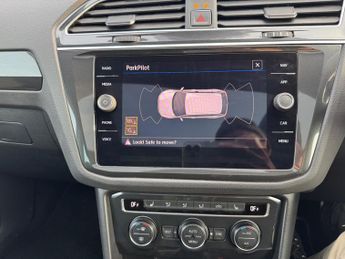 Volkswagen Tiguan 2.0 TSI SEL DSG 4Motion Euro 6 (s/s) 5dr