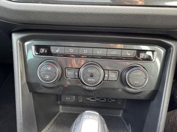 Volkswagen Tiguan 2.0 TSI SEL DSG 4Motion Euro 6 (s/s) 5dr