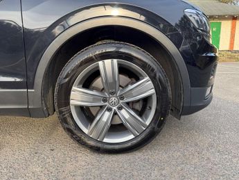 Volkswagen Tiguan 2.0 TSI SEL DSG 4Motion Euro 6 (s/s) 5dr