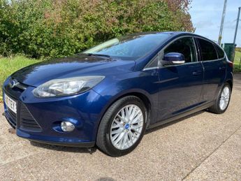 Ford Focus 1.0T EcoBoost Zetec Euro 5 (s/s) 5dr