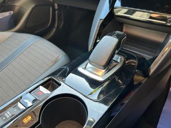 Peugeot E-208 50kWh Allure Premium Auto 5dr
