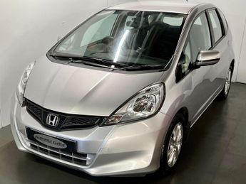 HONDA JAZZ 1.4 i-VTEC ES Hatchback 5dr Petrol CVT Euro 5 (99 ps) 12 MONTHS 