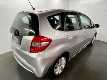HONDA JAZZ 1.4 i-VTEC ES Hatchback 5dr Petrol CVT Euro 5 (99 ps) 12 MONTHS 