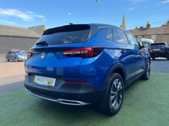 Vauxhall Grandland X 1.2 Turbo SRi Nav Auto Euro 6 (s/s) 5dr