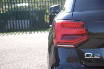 Audi Q2 2.0 TDI S line S Tronic quattro Euro 6 (s/s) 5dr