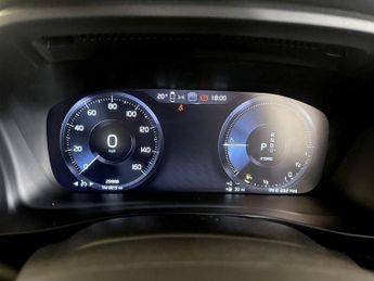 Volvo XC40 1.5h T4 Recharge 10.7kWh Core Auto Euro 6 (s/s) 5dr