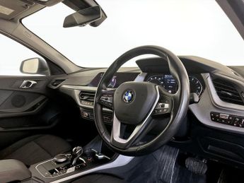 BMW 1 Series 1.5 118i SE DCT Euro 6 (s/s) 5dr