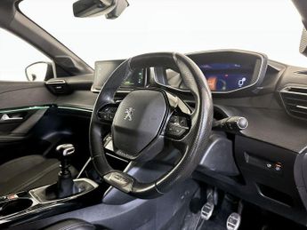 Peugeot 208 1.2 PureTech GT Euro 6 (s/s) 5dr