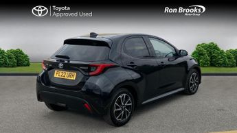 Toyota Yaris 1.5 VVT-h Design E-CVT Euro 6 (s/s) 5dr
