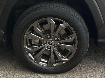 Toyota RAV4 2.5 VVT-h Design CVT Euro 6 (s/s) 5dr
