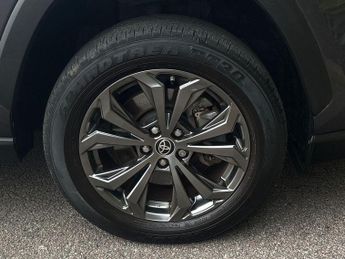 Toyota RAV4 2.5 VVT-h Design CVT Euro 6 (s/s) 5dr