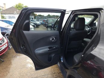 Nissan Juke 1.6 Tekna XTRON Euro 6 5dr