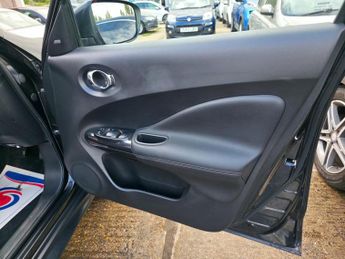 Nissan Juke 1.6 Tekna XTRON Euro 6 5dr
