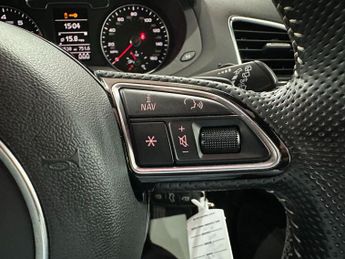 Audi Q3 1.4 TFSI CoD S line S Tronic Euro 6 (s/s) 5dr (Nav)