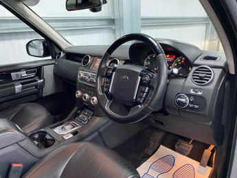 Land Rover Discovery 4 3.0 SD V6 Landmark Auto 4WD Euro 6 (s/s) 5dr