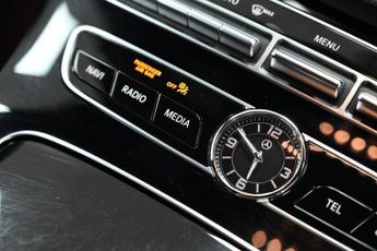 MERCEDES-BENZ E-CLASS 2.0 E220d AMG Line Saloon 4dr Diesel G-Tronic+ Euro 6 (s/s) (194