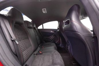 Mercedes-Benz CLA 1.6 CLA180 AMG Line Coupe 7G-DCT Euro 6 (s/s) 4dr