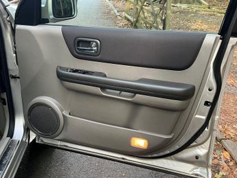 Nissan X-Trail 2.5i Columbia 5dr