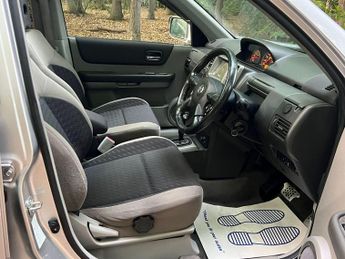 Nissan X-Trail 2.5i Columbia 5dr