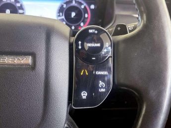 Land Rover Discovery 3.0 SD V6 HSE REAR SEAT CONVERSION 4WD