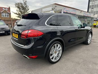Porsche Cayenne 4.8 S SUV 5dr Petrol TiptronicS 4WD Euro 5 (s/s) (400 ps)