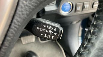 Toyota RAV4 2.5 VVT-h Icon Tech SUV 5dr Petrol Hybrid CVT Euro 6 (s/s) (197 