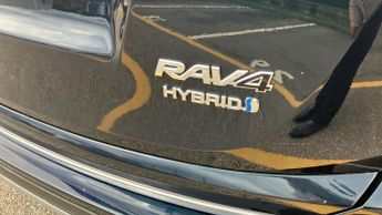 Toyota RAV4 2.5 VVT-h Icon Tech SUV 5dr Petrol Hybrid CVT Euro 6 (s/s) (197