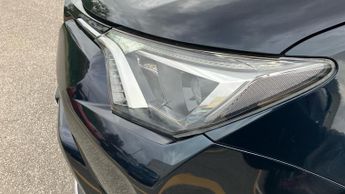 Toyota RAV4 2.5 VVT-h Icon Tech SUV 5dr Petrol Hybrid CVT Euro 6 (s/s) (197